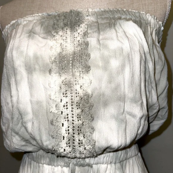 Strapless Dress with crochet accent size M - Picture 3 of 8